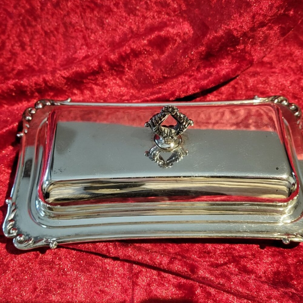 Crescent Silverware Silver Plated Covered Butter Dish, 79 - Vintage - VGUC